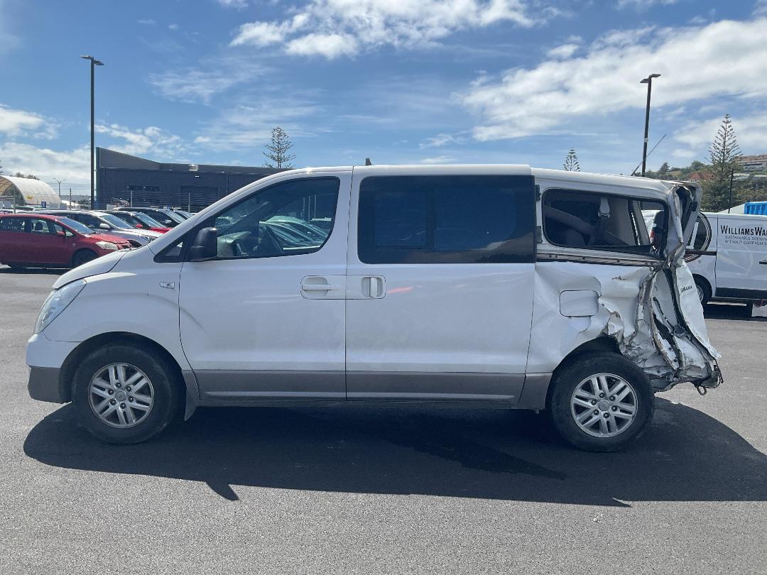 Photo '6' of Hyundai Imax Photo '6' of Hyundai Imax