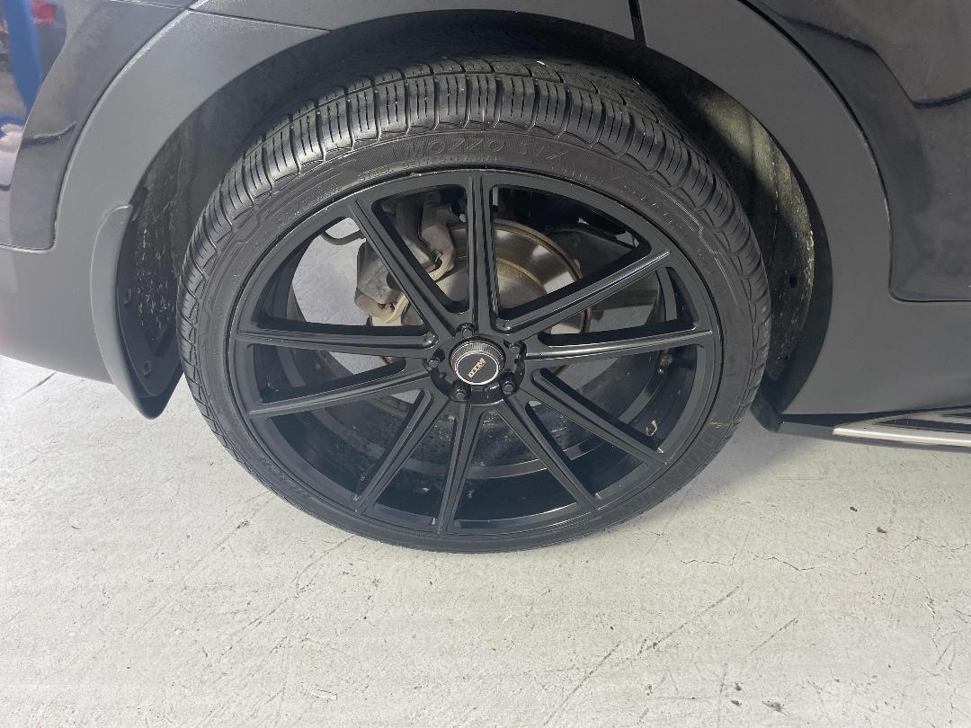 Photo '12' of Hyundai Santa FE