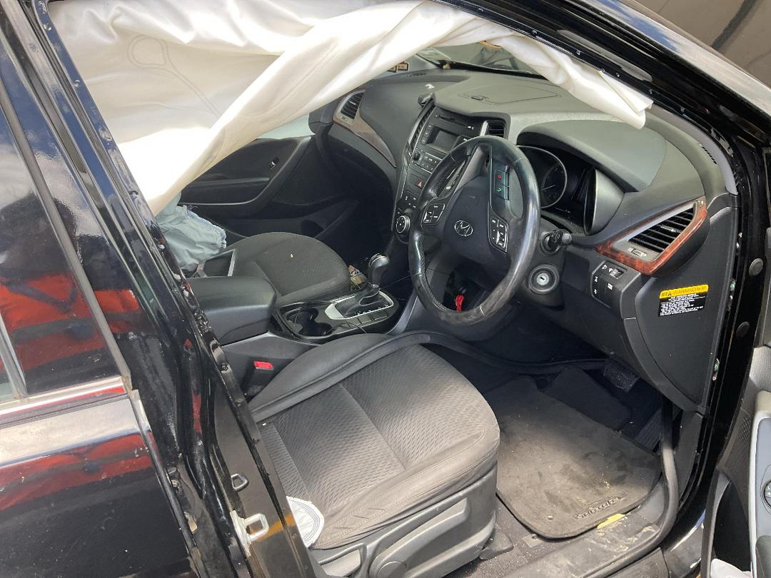 Photo '23' of Hyundai Santa FE DM Photo '23' of Hyundai Santa FE DM