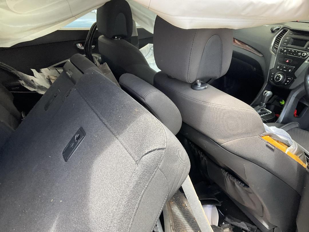 Photo '24' of Hyundai Santa FE DM Photo '24' of Hyundai Santa FE DM