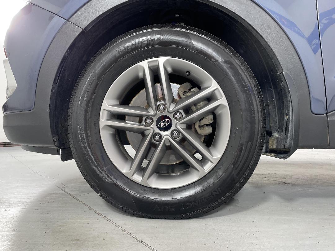 Photo '10' of Hyundai Santa FE