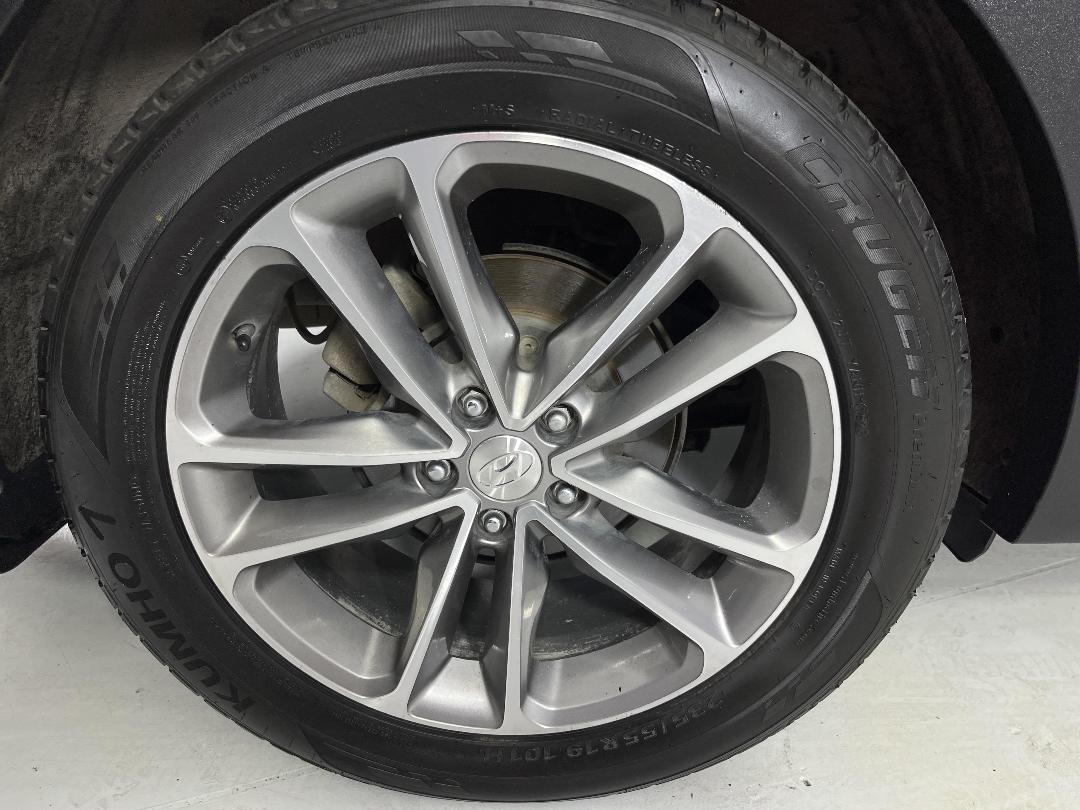 Photo '12' of Hyundai Santa FE