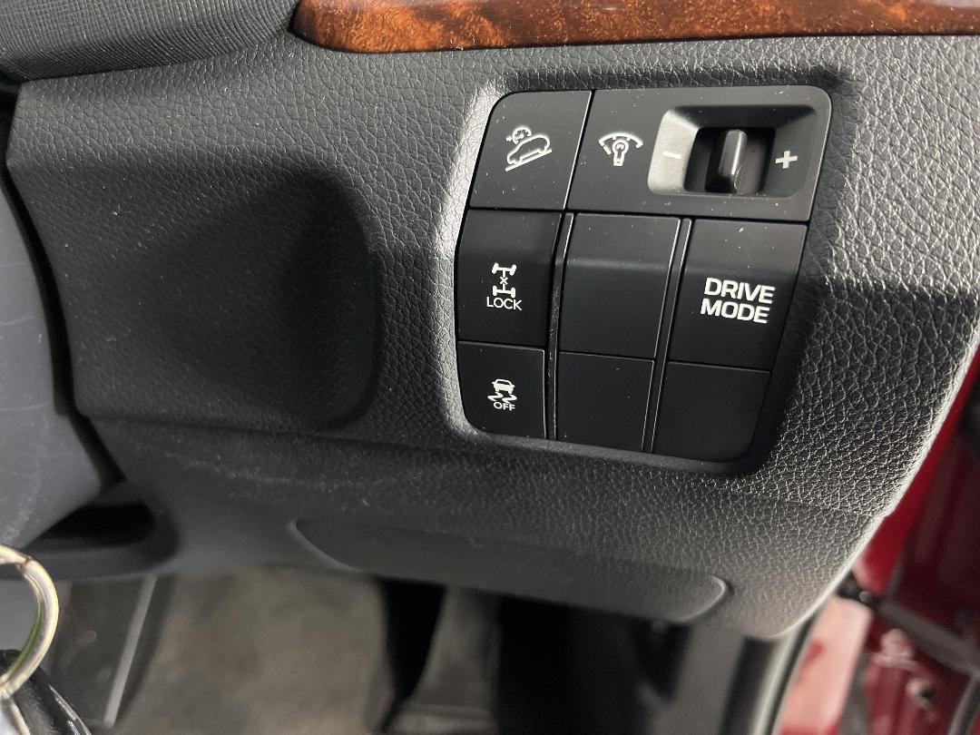 Photo '26' of Hyundai Santa FE