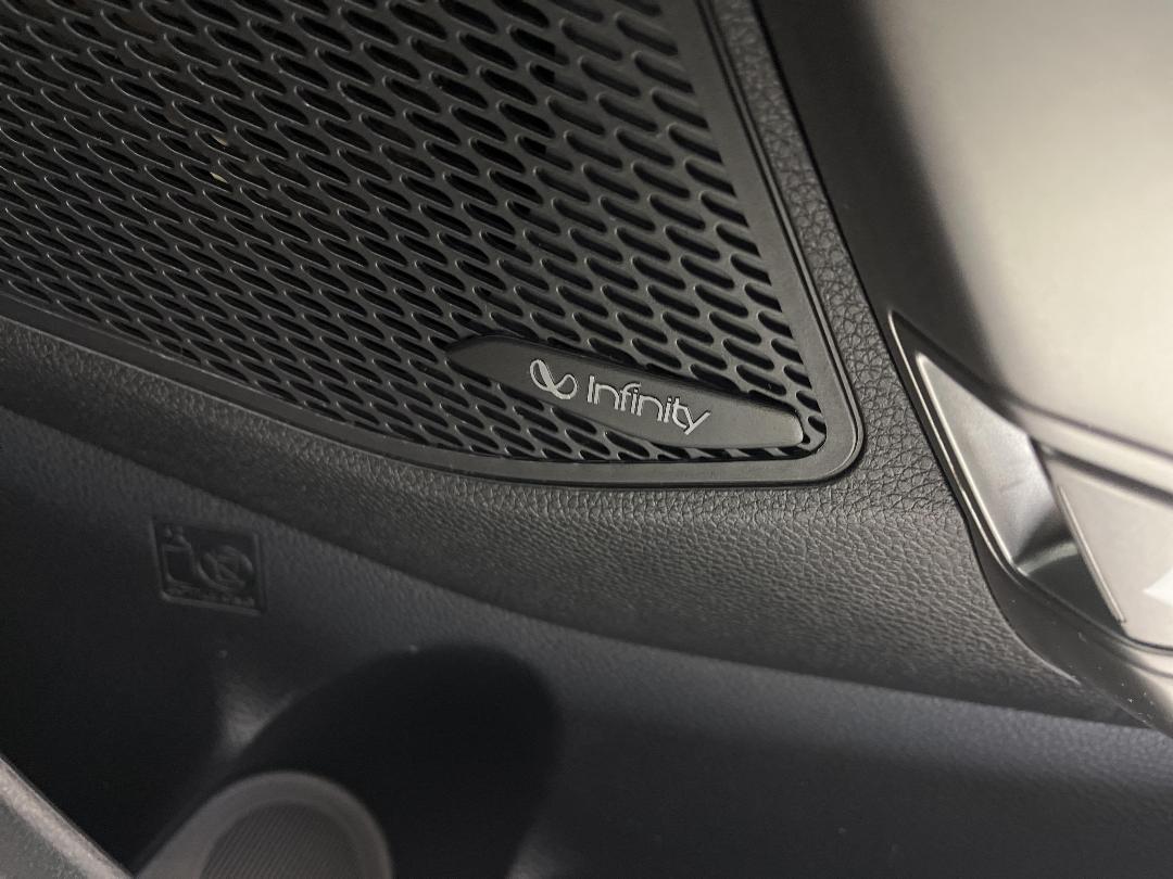 Photo '32' of Hyundai Santa FE