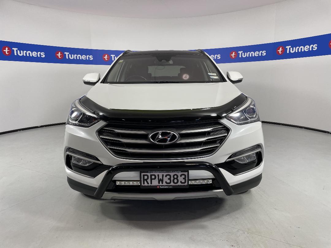 Photo '2' of Hyundai Santa FE Photo '2' of Hyundai Santa FE