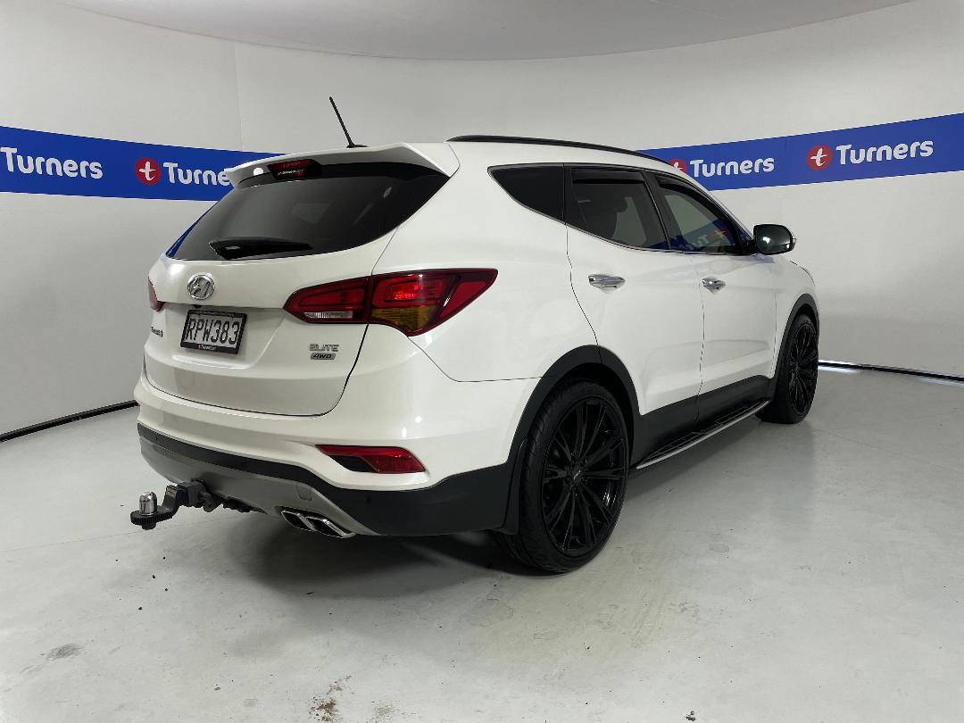 Photo '7' of Hyundai Santa FE Photo '7' of Hyundai Santa FE