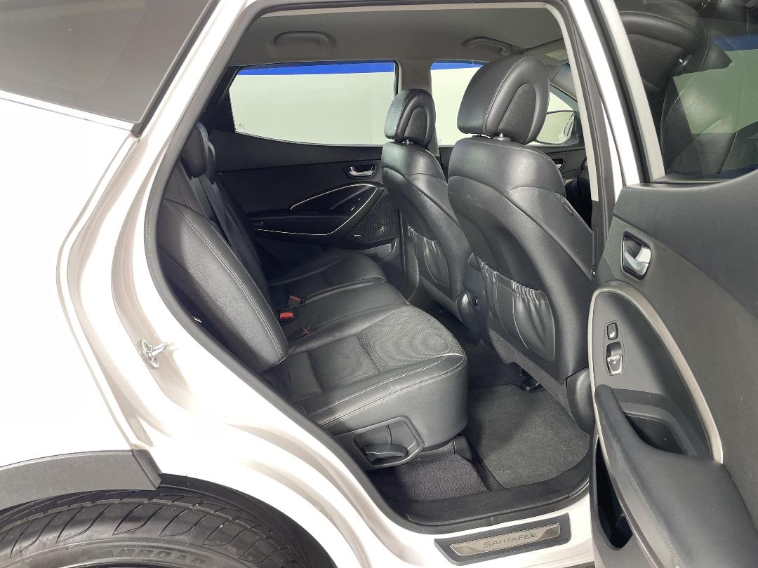 Photo '20' of Hyundai Santa FE Photo '20' of Hyundai Santa FE