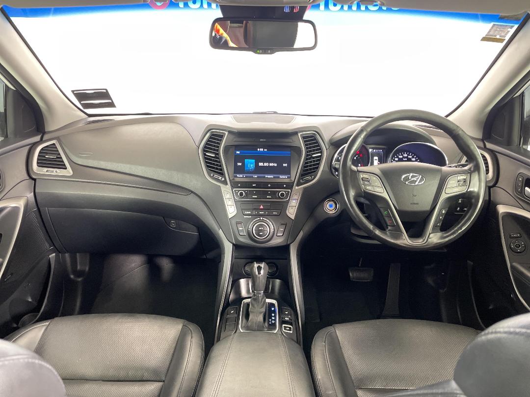 Photo '17' of Hyundai Santa FE Photo '17' of Hyundai Santa FE