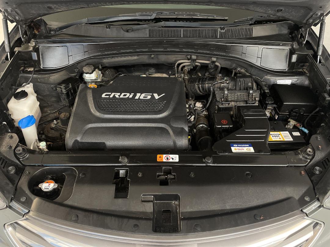 Photo '13' of Hyundai Santa FE