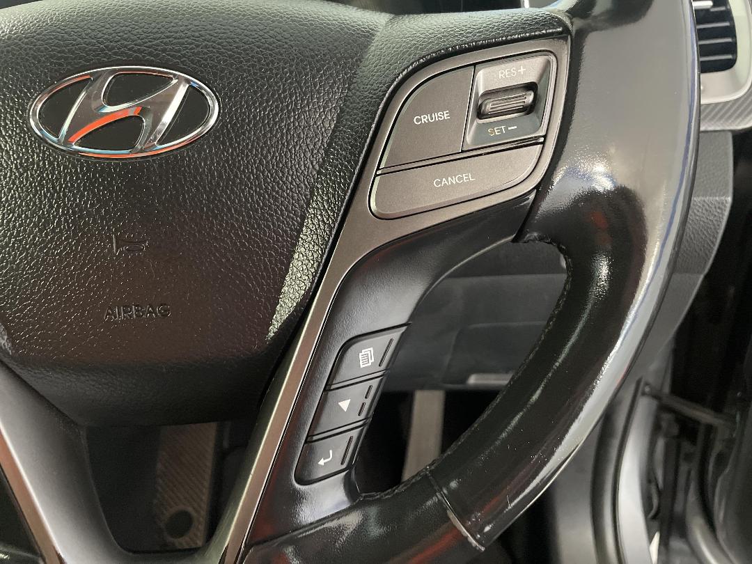 Photo '26' of Hyundai Santa FE