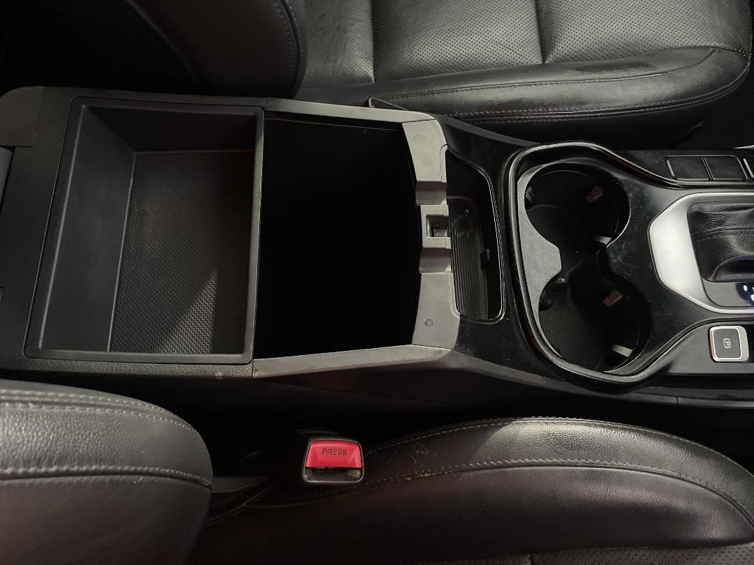 Photo '33' of Hyundai Santa FE