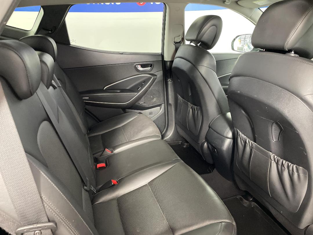 Photo '20' of Hyundai Santa FE