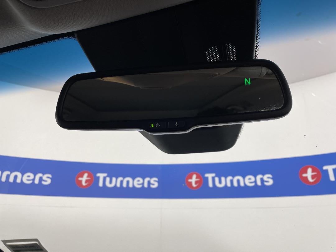 Photo '35' of Hyundai Santa FE