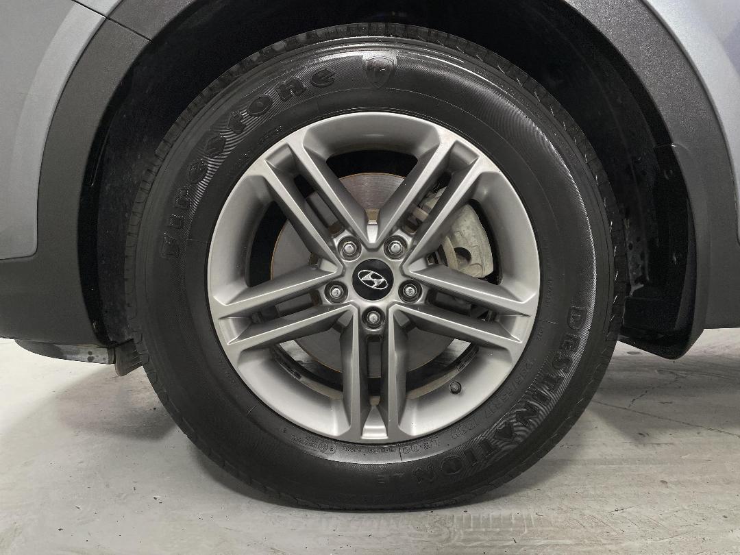 Photo '10' of Hyundai Santa FE