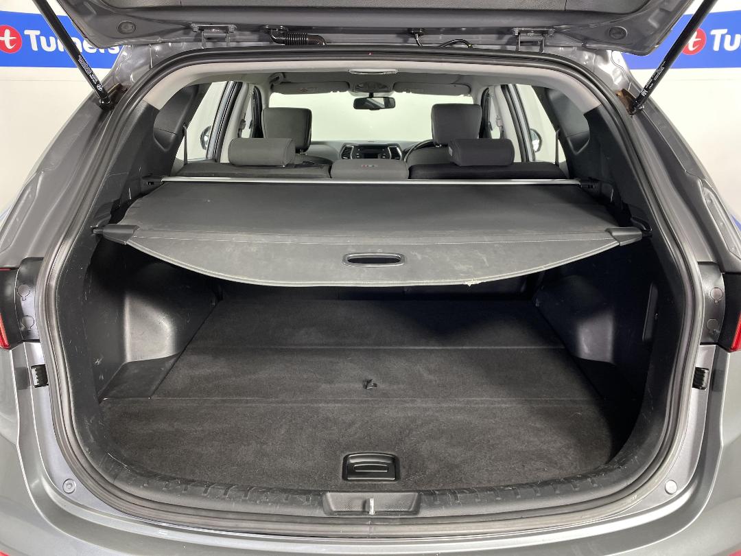 Photo '14' of Hyundai Santa FE