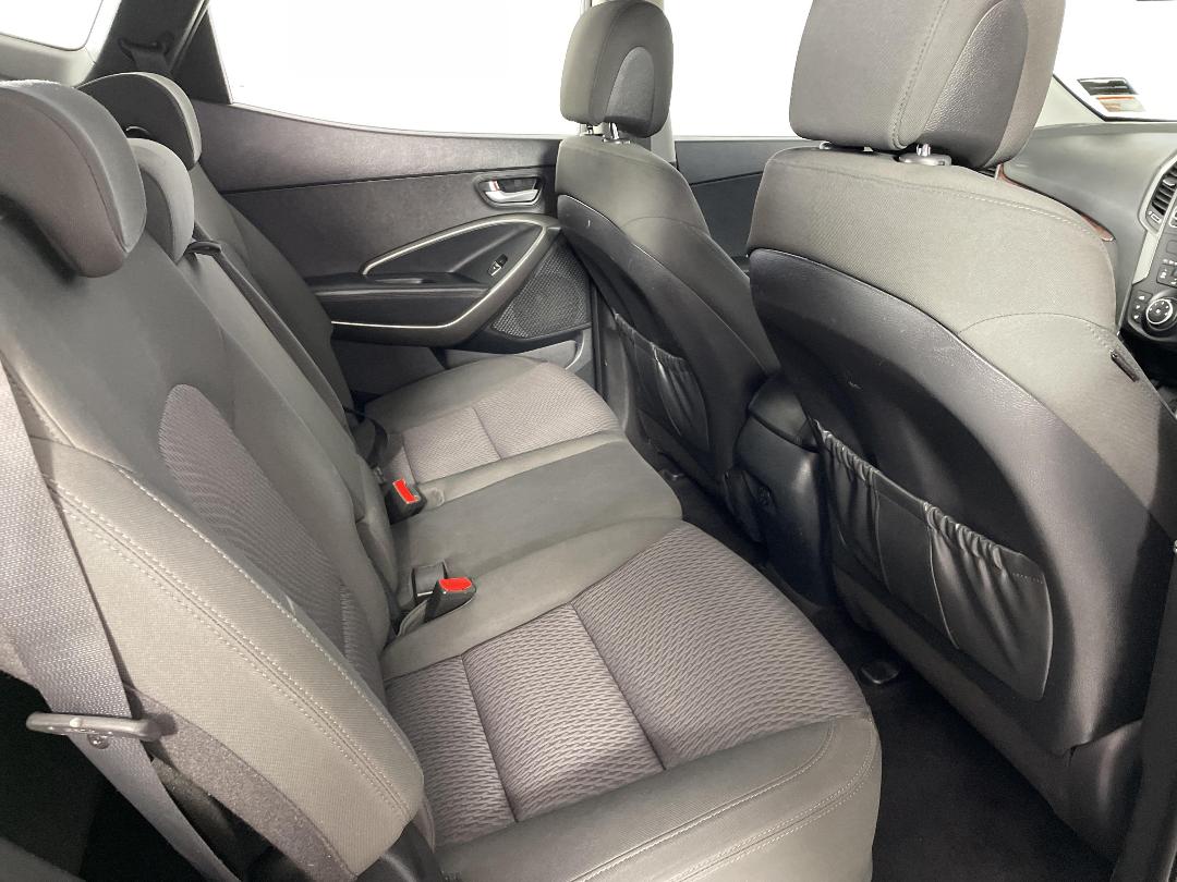 Photo '20' of Hyundai Santa FE