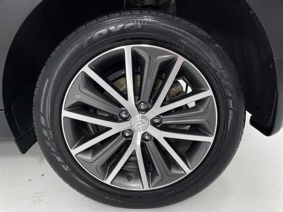 Photo '11' of Hyundai Tucson Photo '11' of Hyundai Tucson