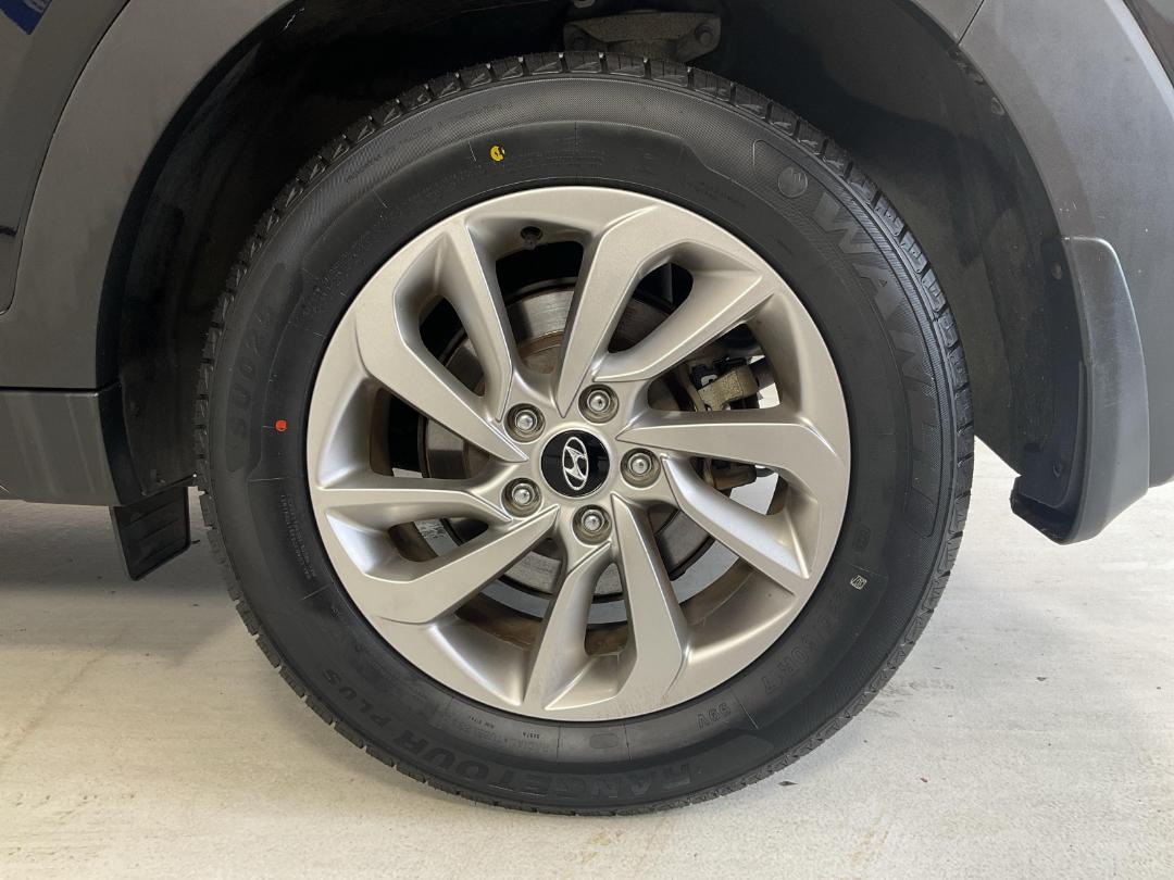 Photo '11' of Hyundai Tucson Photo '11' of Hyundai Tucson