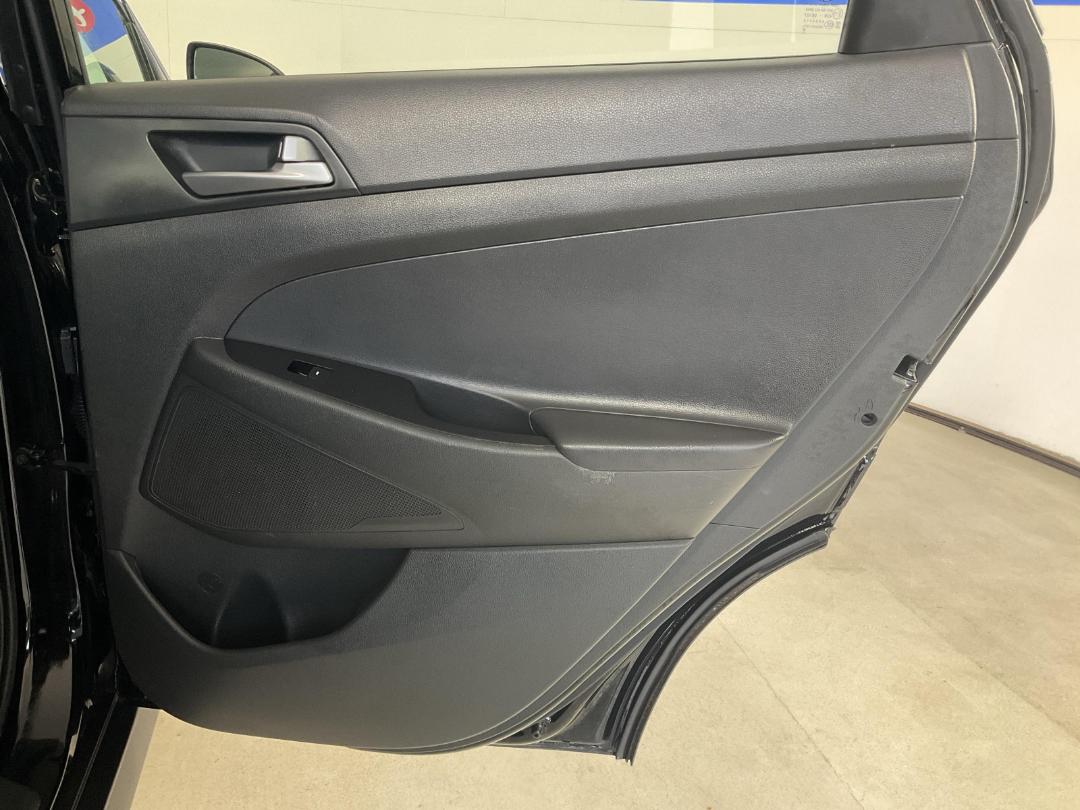 Photo '19' of Hyundai Tucson Photo '19' of Hyundai Tucson