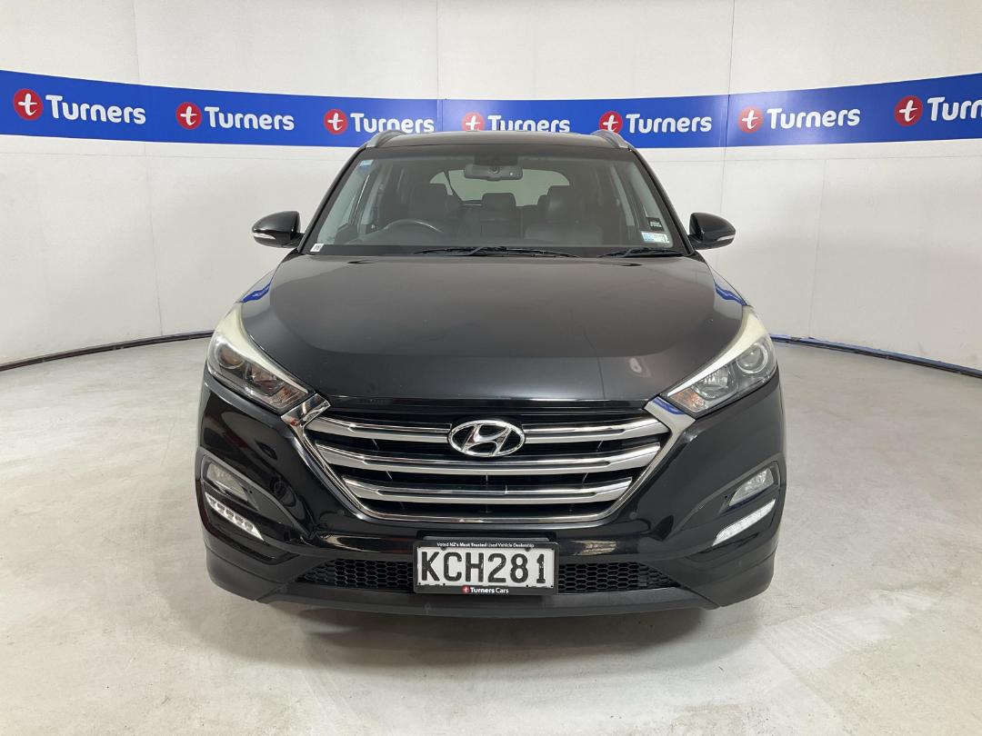 Photo '2' of Hyundai Tucson Photo '2' of Hyundai Tucson