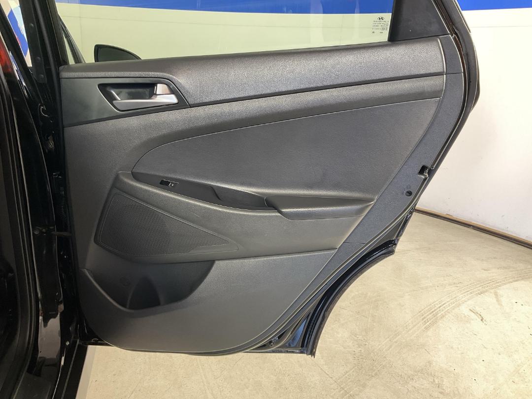 Photo '19' of Hyundai Tucson Photo '19' of Hyundai Tucson