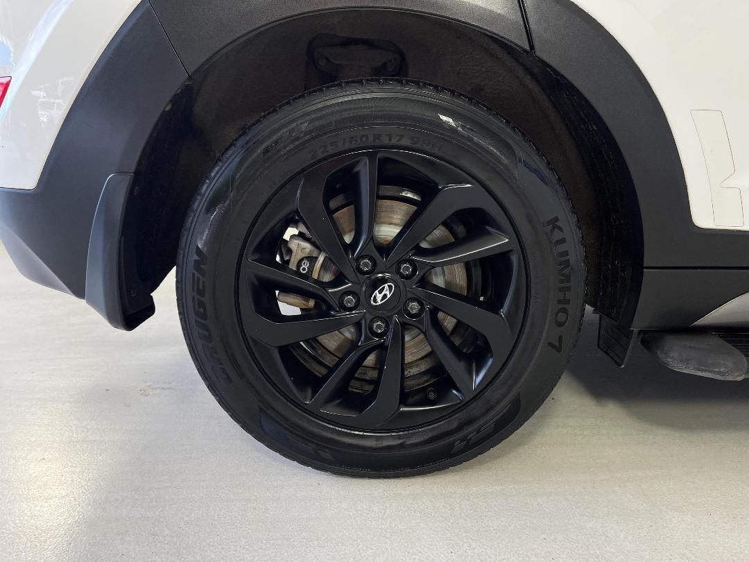 Photo '12' of Hyundai Tucson Photo '12' of Hyundai Tucson