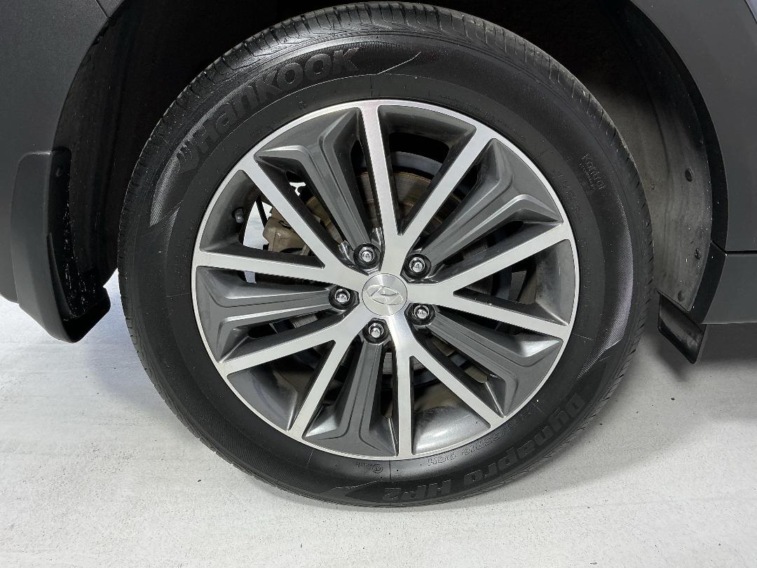 Photo '12' of Hyundai Tucson Photo '12' of Hyundai Tucson