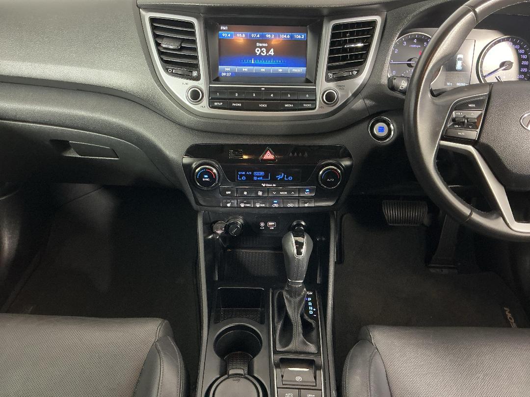 Photo '18' of Hyundai Tucson Photo '18' of Hyundai Tucson