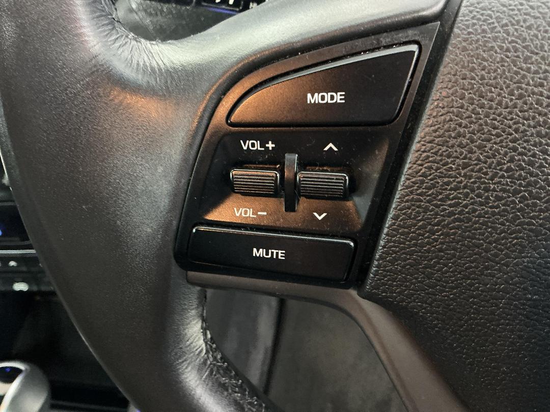 Photo '26' of Hyundai Tucson Photo '26' of Hyundai Tucson