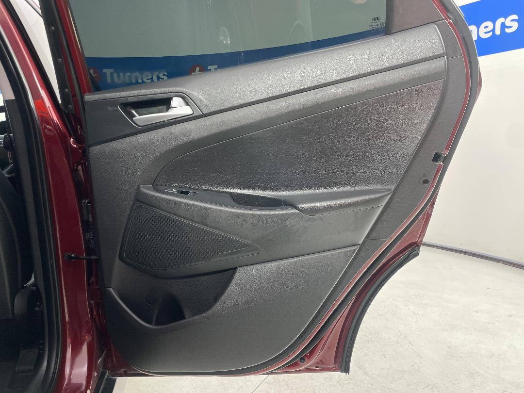 Photo '19' of Hyundai Tucson Photo '19' of Hyundai Tucson