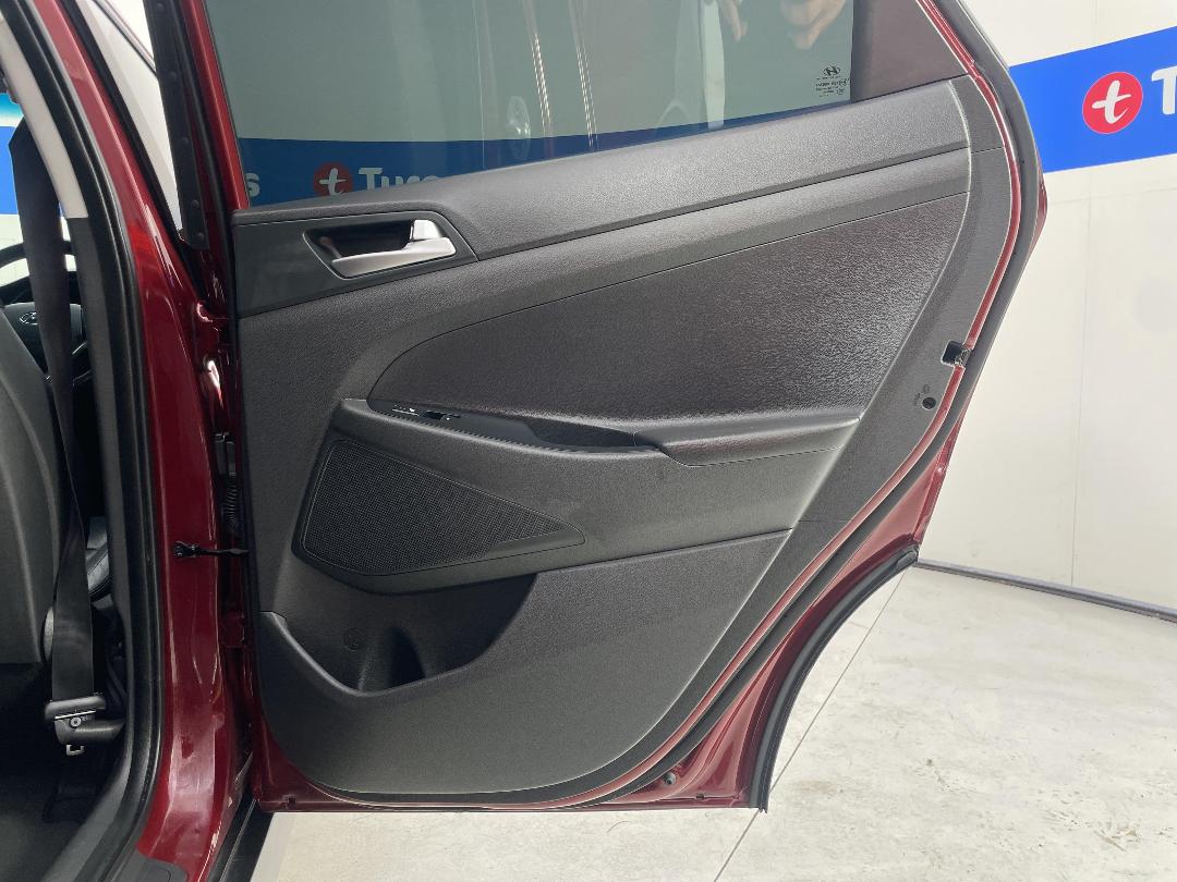 Photo '19' of Hyundai Tucson