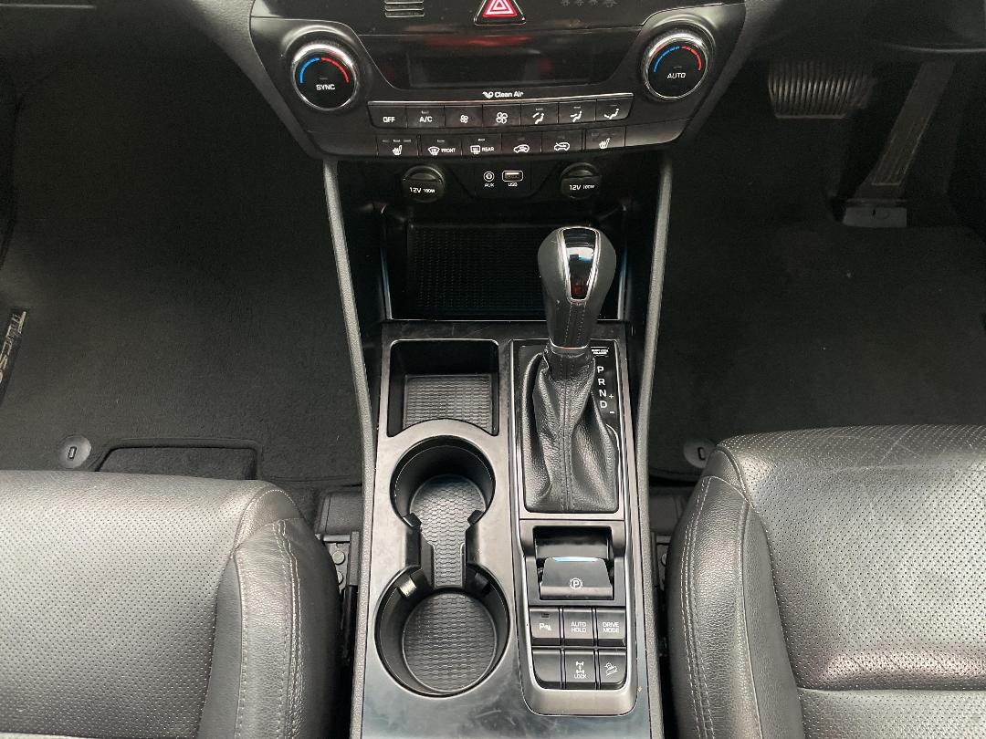 Photo '18' of Hyundai Tucson