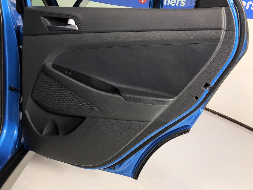 Photo '19' of Hyundai Tucson