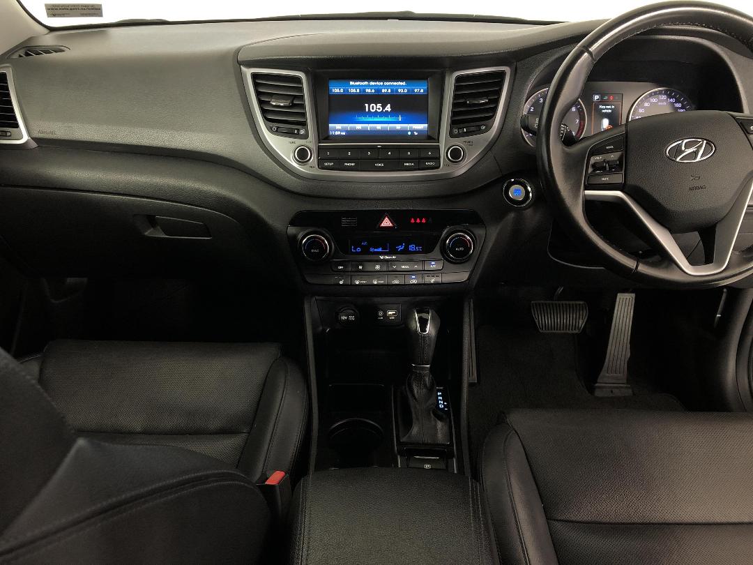 Photo '17' of Hyundai Tucson