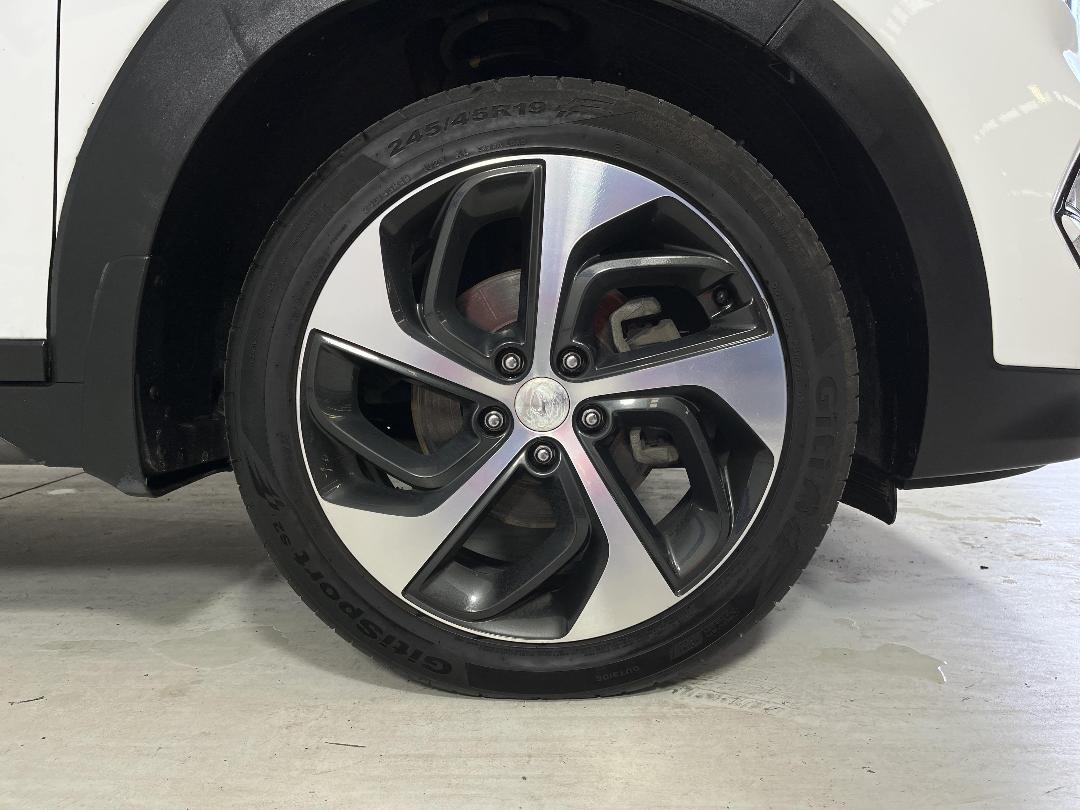 Photo '9' of Hyundai Tucson Photo '9' of Hyundai Tucson