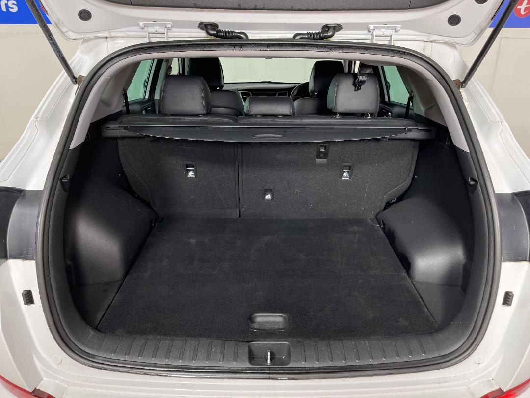 Photo '14' of Hyundai Tucson Photo '14' of Hyundai Tucson