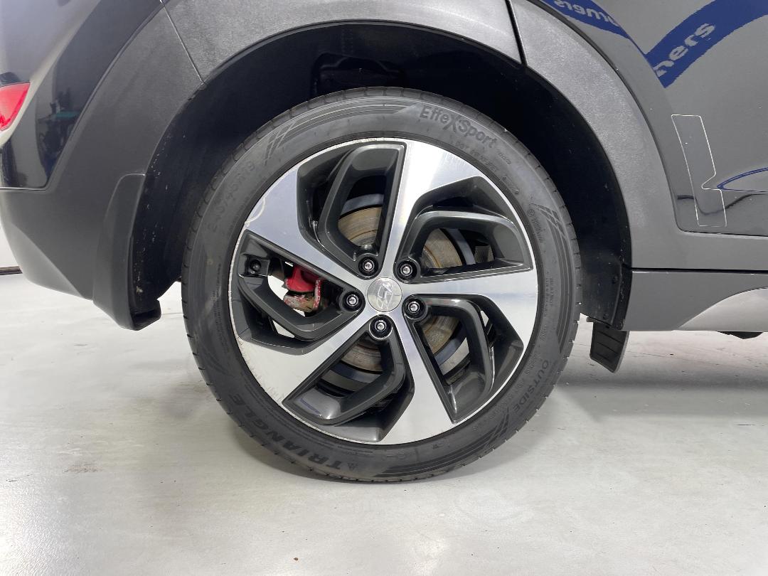 Photo '12' of Hyundai Tucson Photo '12' of Hyundai Tucson