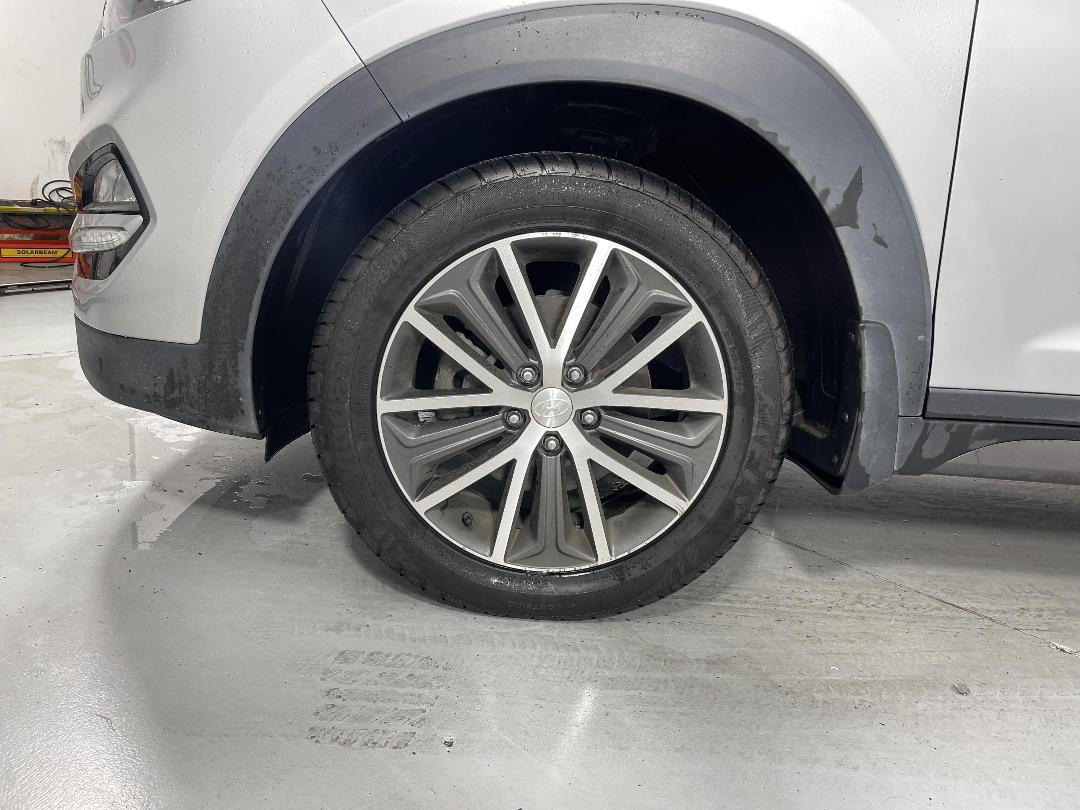 Photo '10' of Hyundai Tucson