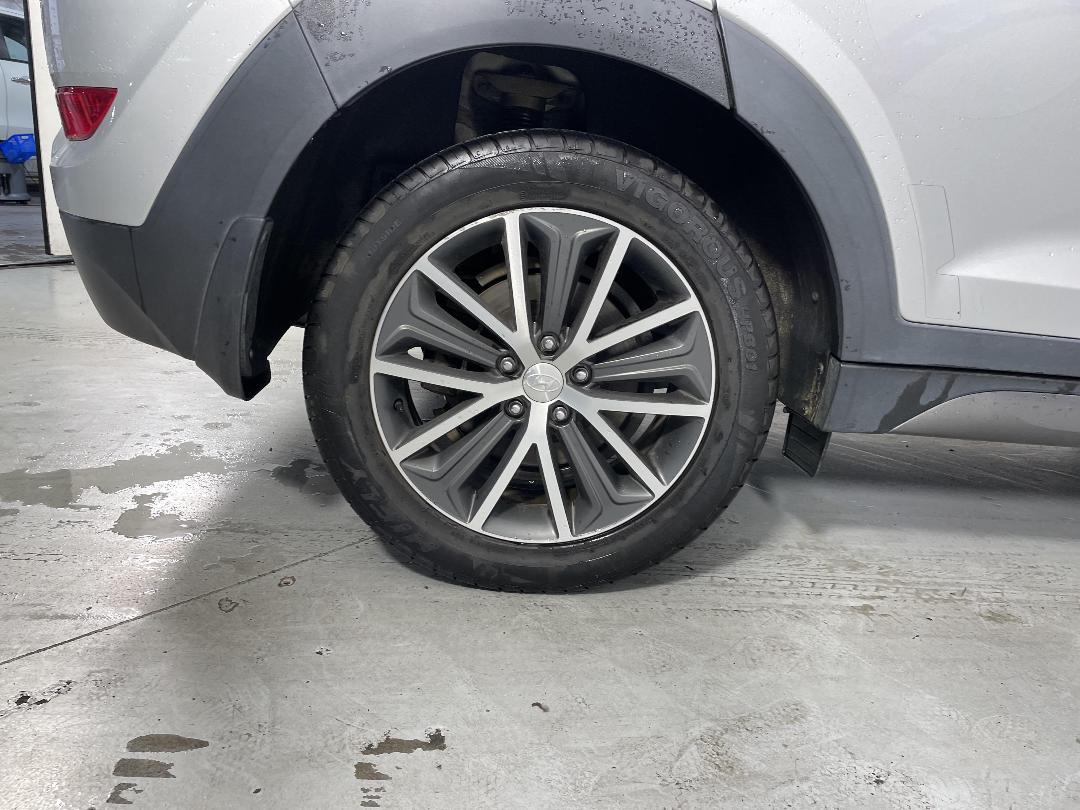 Photo '12' of Hyundai Tucson