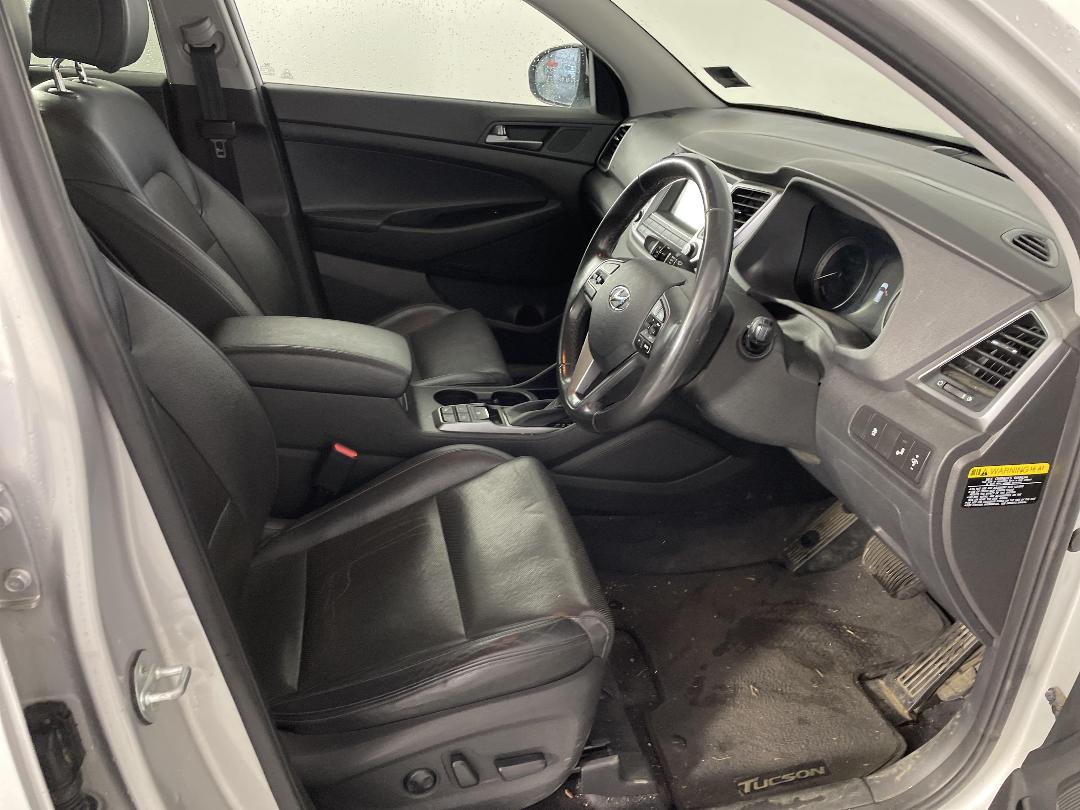 Photo '16' of Hyundai Tucson