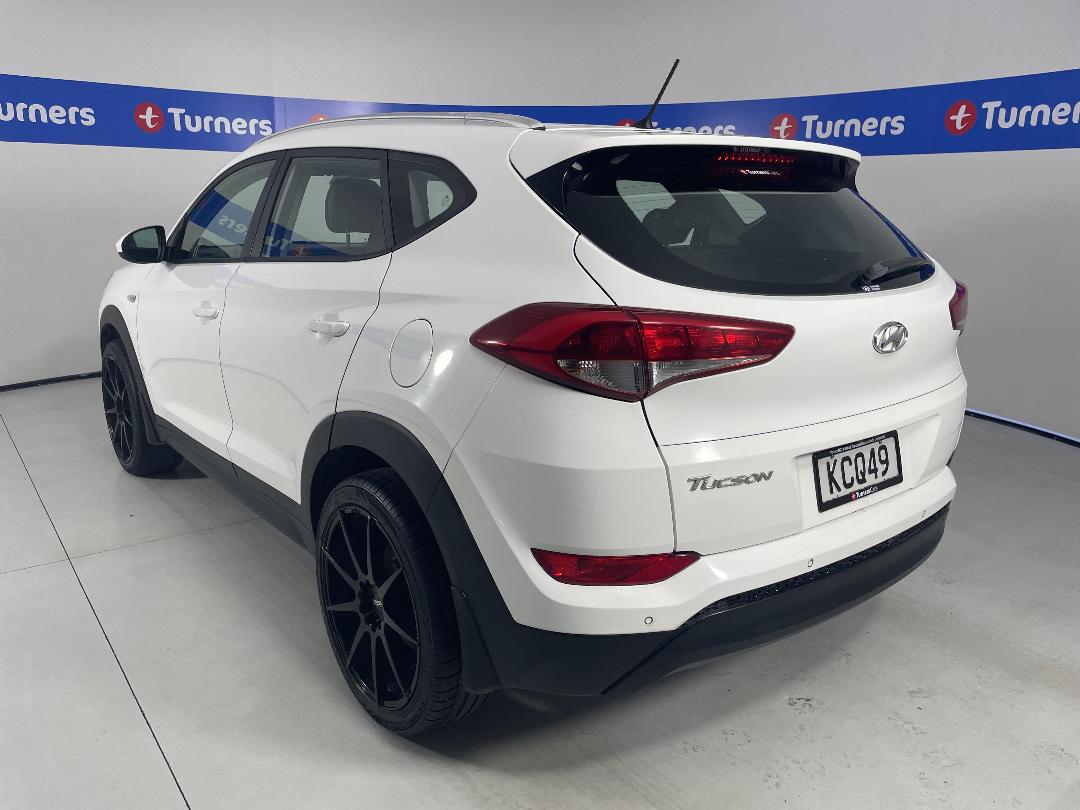 Photo '5' of Hyundai Tucson Photo '5' of Hyundai Tucson