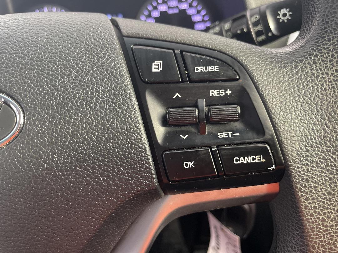 Photo '24' of Hyundai Tucson Photo '24' of Hyundai Tucson