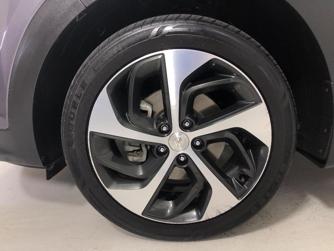 Photo '10' of Hyundai Tucson