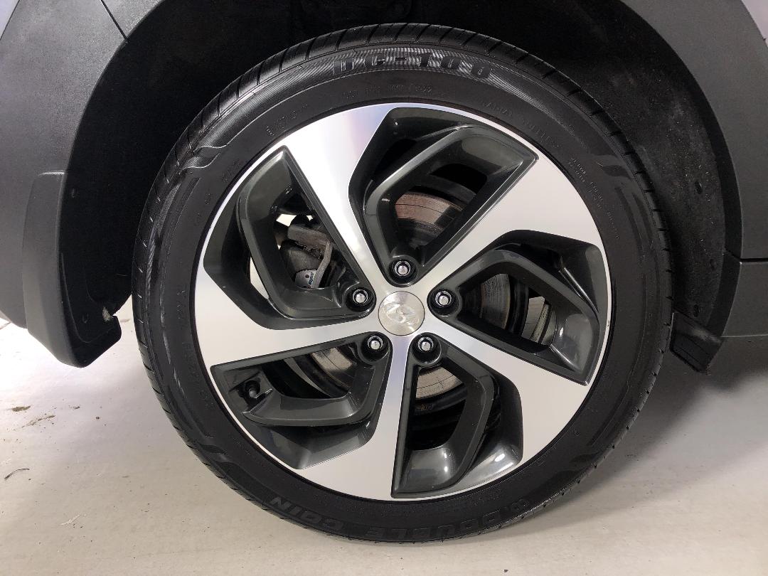 Photo '12' of Hyundai Tucson