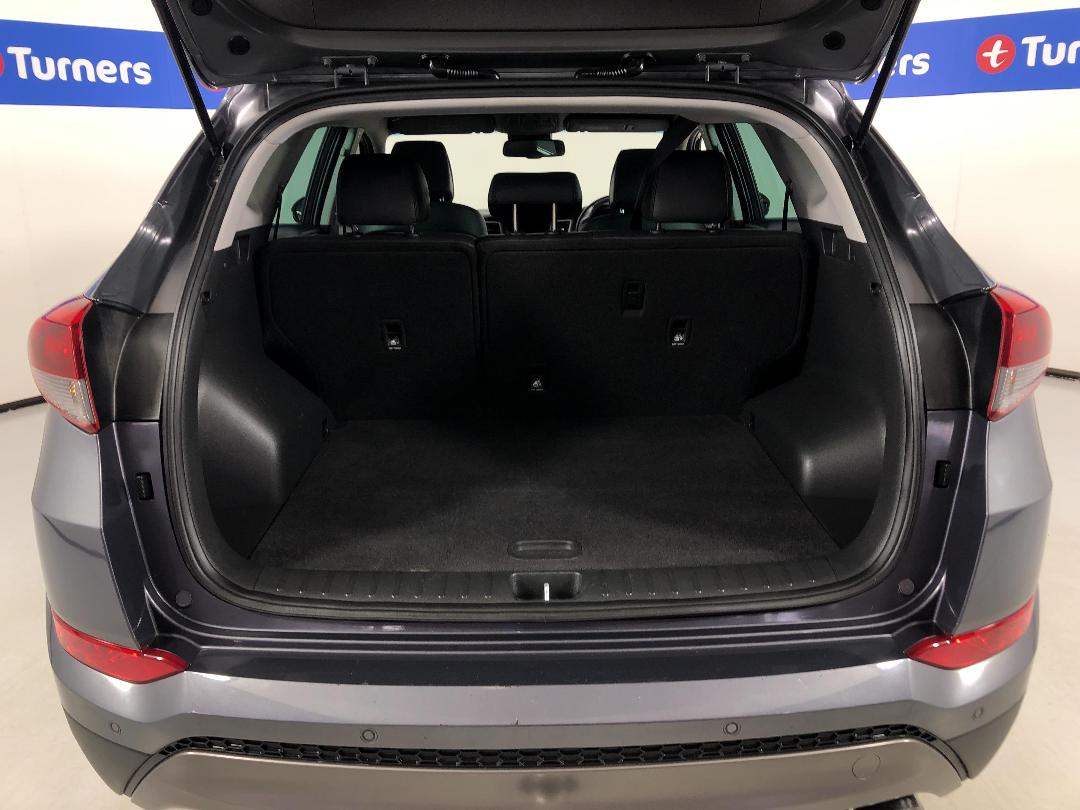 Photo '14' of Hyundai Tucson