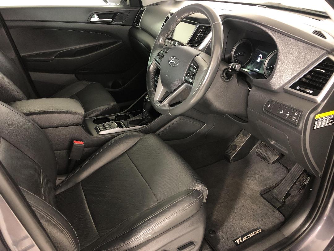 Photo '16' of Hyundai Tucson