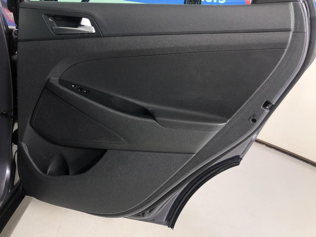 Photo '19' of Hyundai Tucson