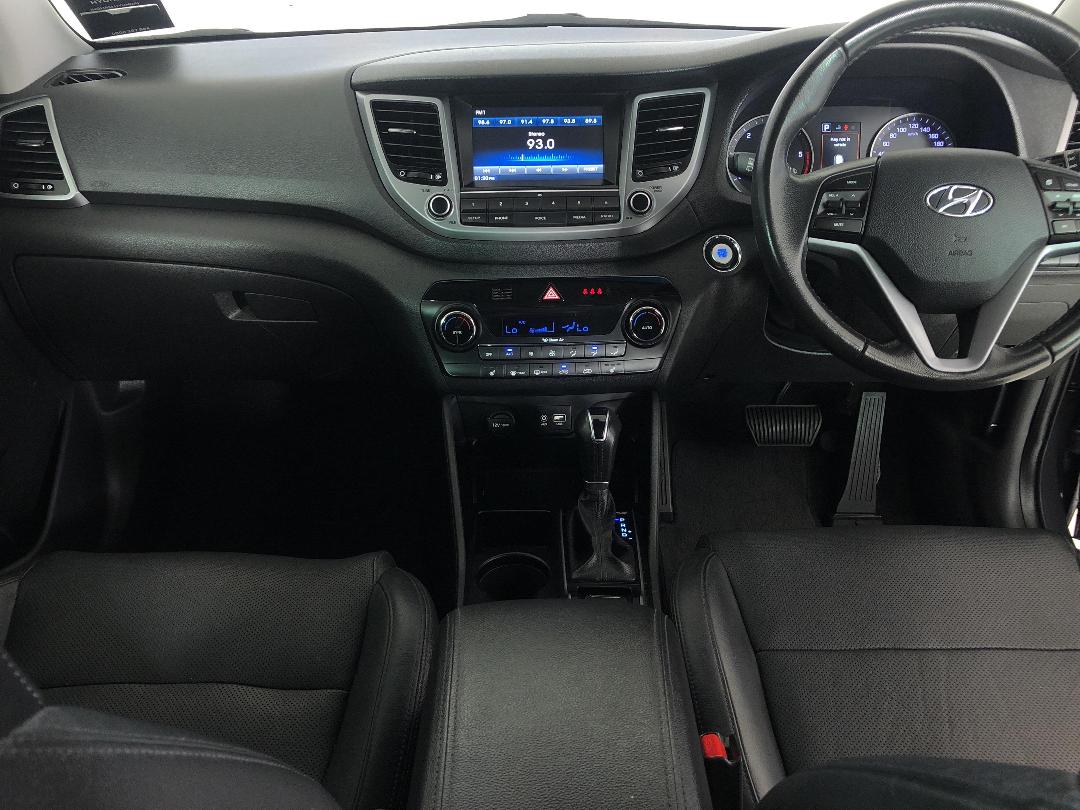 Photo '17' of Hyundai Tucson