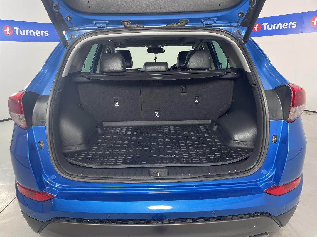 Photo '14' of Hyundai Tucson