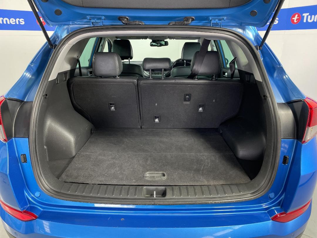 Photo '14' of Hyundai Tucson